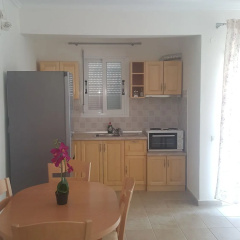 Tania Apartments thumbnail 3