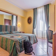 Raeli Hotel Noto - Bild 7