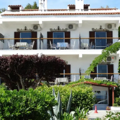 Argo Apartments thumbnail 1