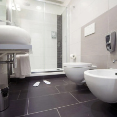 Grey&White B&B thumbnail 25