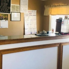 Woodridge Motel thumbnail 2