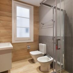 Aribau Apartment thumbnail 10