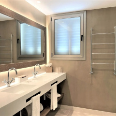 Lamaro Hotel thumbnail 9