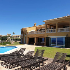 Luxury Villa Luna Suites frente al mar - Bild 12