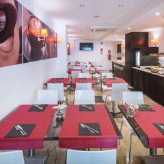 Serhs Del Port Hotel - Bild 12
