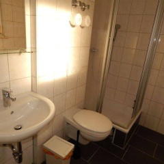Home at Friends - Bild 5