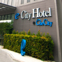 e.City Hotel at OneCity