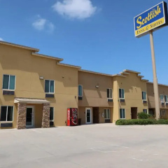 West Worth Inn and Suites