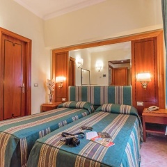Raeli Hotel Lux - Bild 5