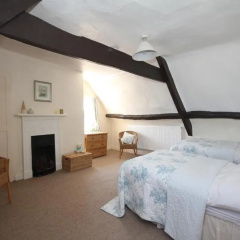 The Old House Cottages thumbnail 4