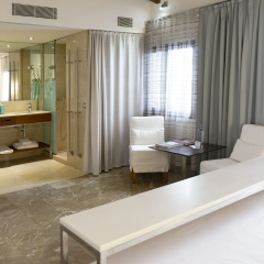 Petit Palace Hotel Tres - Bild 2