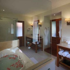 Le Menara Khao Lak beachfront Villa & Resort - Bild 7