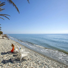 Sunset Beachfront Villa Meneou thumbnail 28