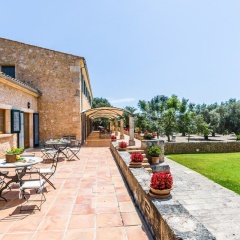 Residence by G Cas Comte - Bild 18