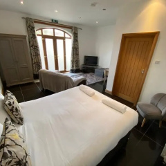 The Old Mill Rooms thumbnail 3