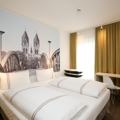 Super 8 by Wyndham Freiburg - Bild 7