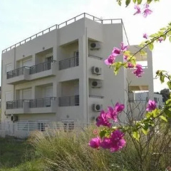 Nefeli Apartment thumbnail 11