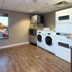 Hampton Inn & Suites Phoenix Tempe thumbnail 41