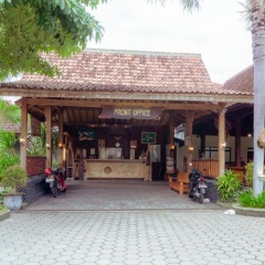 Mahkota Plengkung Hotel by ecommerceloka - Bild 11