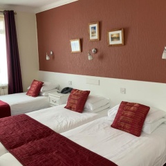 Marina Metro Hotel thumbnail 6