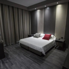 9V9 Hotel thumbnail 25