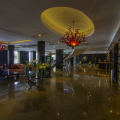 Celik Palace Hotel Convention Center & Thermal SPA - Bild 2