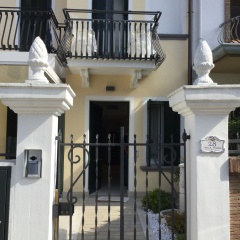 Chiara Lodge - Bild 1