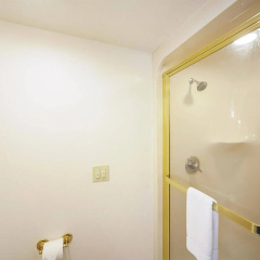 OYO Hotel Markle IN I-69 thumbnail 8