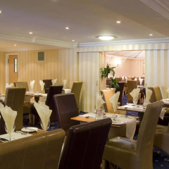 The Queens Hotel & Victoria Cloisters thumbnail 18
