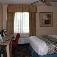 Baymont by Wyndham Stevens Point thumbnail 2