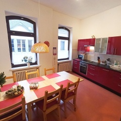 2bed Old Town Apt Sleeps 6 - Rooftop Terrace, Wifi - Bild 15