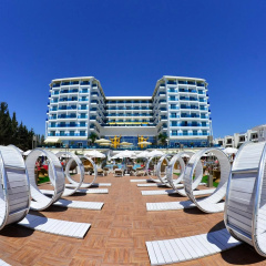 Azura Deluxe Resort & Spa - Bild 1