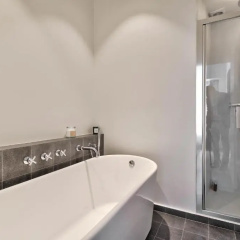 Louvre Luxury apartment thumbnail 4