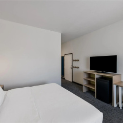 Spark by Hilton Midland South thumbnail 43