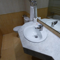 Hotel Moderno Barcelona - Bild 8