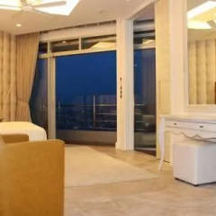 Two Bedroom Riverside Apartment photo 2