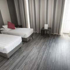 9V9 Hotel thumbnail 7