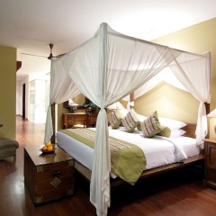 The Longhouse, Jimbaran - Bali - Bild 1