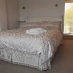 March Cottage Bed And Breakfast thumbnail 5