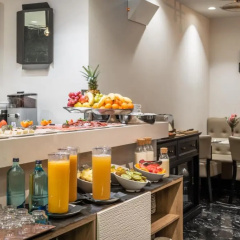 Arya Stadium Hotel - Bild 14