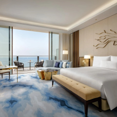 Atlantis The Royal Hotel thumbnail 15