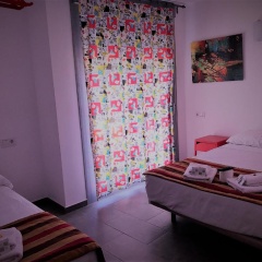 New Art Hostel Albergue Juvenil - Bild 3