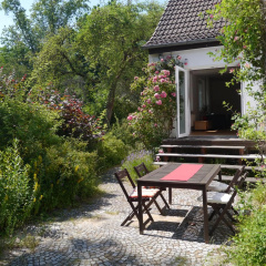 Sonniges Häuschen mit Garten - Bild 10