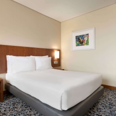 Ramada by Wyndham Lisbon - Bild 5