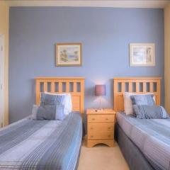 Sunny Corner thumbnail 4