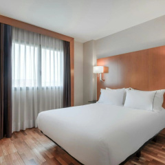 AC Hotel Sevilla Fórum by Marriott - Bild 3