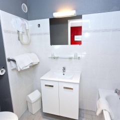 Hipotel Paris Belgrand Marie 20ème - Bild 9