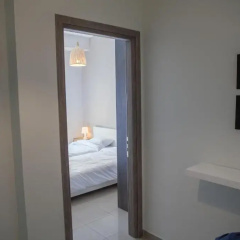Lak Peristeri Homes