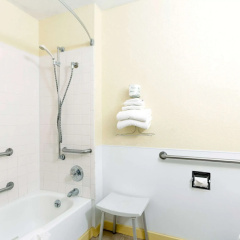 Super 8 by Wyndham Bath Hammondsport Area thumbnail 14