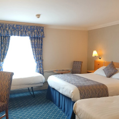 The Queens Hotel & Victoria Cloisters thumbnail 4